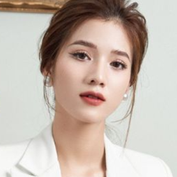 Tác Giả Thái Trinh Lê